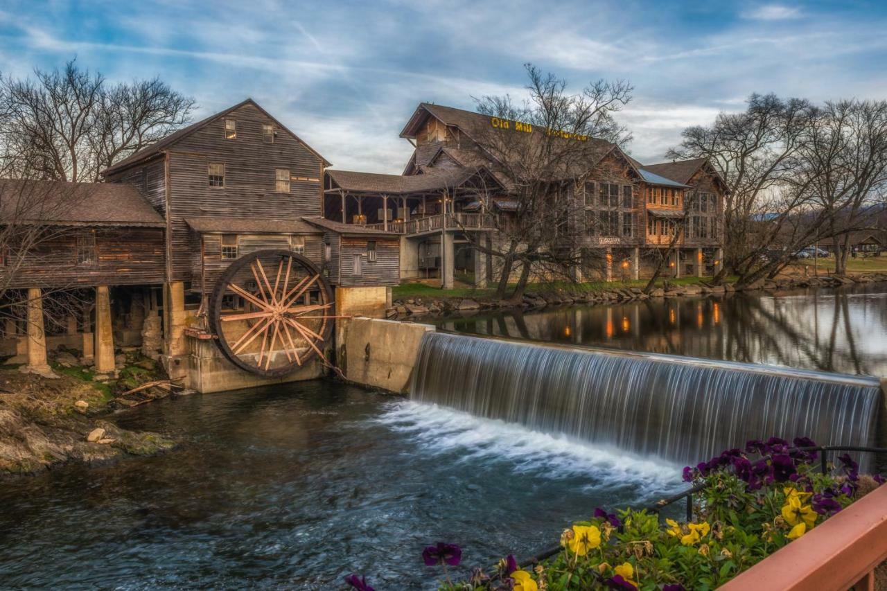 Bear Hugs Hotel Pigeon Forge Eksteriør billede